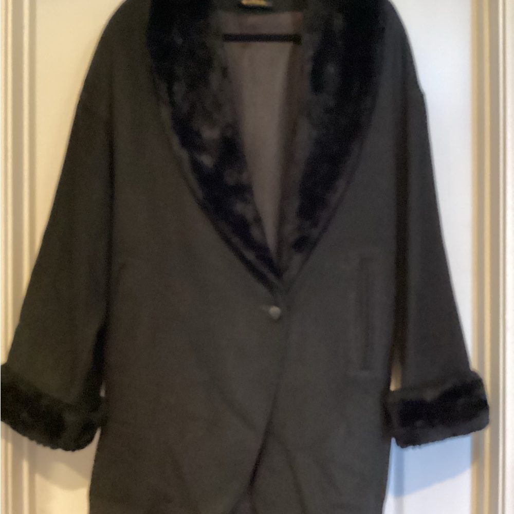 Black 100% Wool Jacket with Faux Fur - Picture 2 of 8